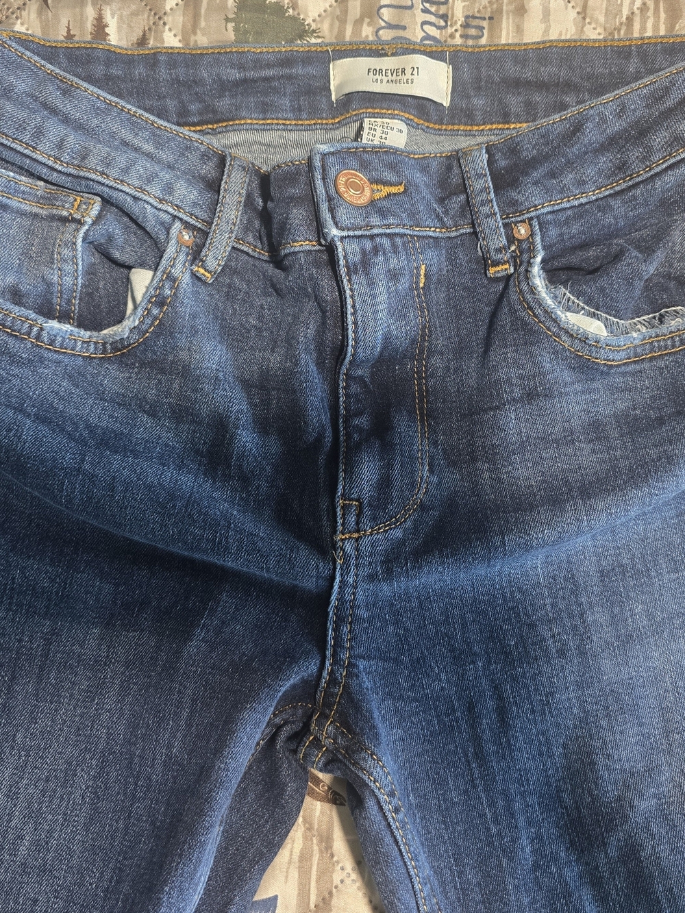 Forever 21 Women's Dark Blue Skinny Jeans